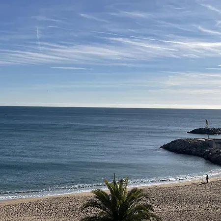 Le Capitole, Vue Exceptionnelle Sur La Mer, T1-2 Fréjus