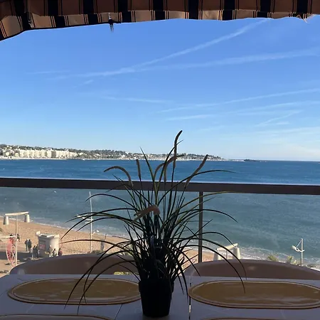 Le Capitole, Vue Exceptionnelle Sur La Mer, T1-2 Apartamento Fréjus