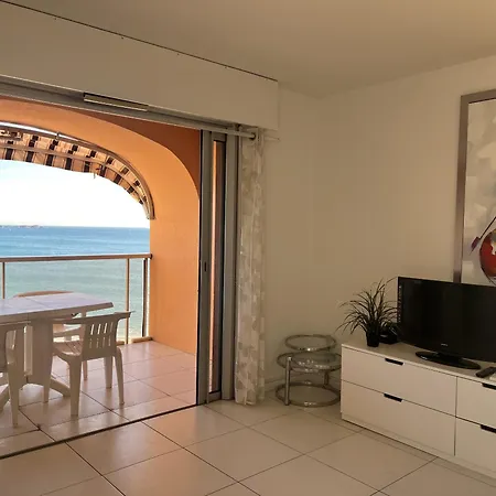 Διαμέρισμα Le Capitole, Vue Exceptionnelle Sur La Mer, T1-2 Fréjus